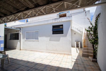 Casa para alugar com 500m², 5 quartos e 4 vagasÁrea externa