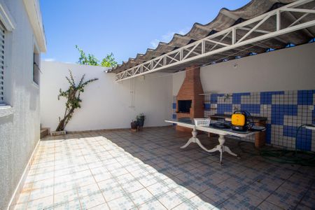 Casa para alugar com 500m², 5 quartos e 4 vagasÁrea externa