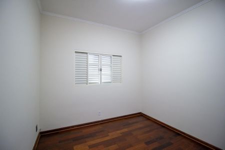 Casa para alugar com 500m², 5 quartos e 4 vagasQuarto 1