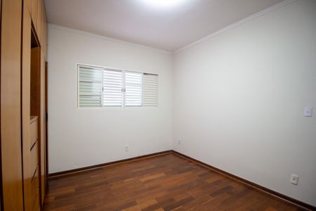 Casa para alugar com 500m², 5 quartos e 4 vagasSuite 