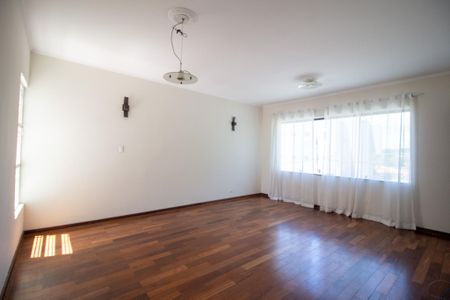 Sala  de casa para alugar com 5 quartos, 500m² em Jardim Simus, Sorocaba