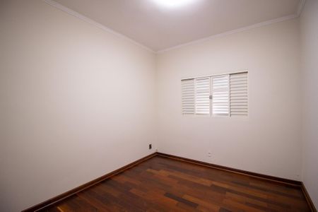 Casa para alugar com 500m², 5 quartos e 4 vagasQuarto 1