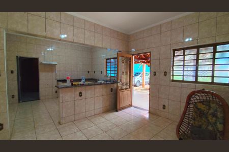 Casa para alugar com 1050m², 4 quartos e 7 vagasCozinha