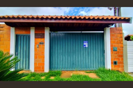 Casa para alugar com 1050m², 4 quartos e 7 vagasFachada