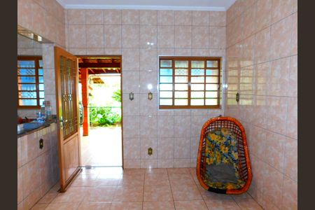 Casa para alugar com 1050m², 4 quartos e 7 vagasCozinha