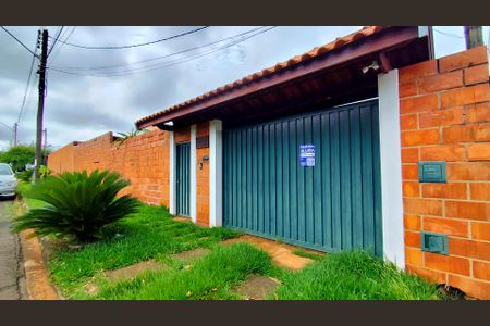 Casa para alugar com 1050m², 4 quartos e 7 vagasFachada