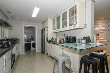 Casa de condomínio à venda com 171m², 3 quartos e 2 vagasCozinha