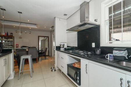 Casa de condomínio à venda com 171m², 3 quartos e 2 vagasCozinha