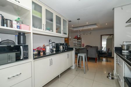 Casa de condomínio à venda com 171m², 3 quartos e 2 vagasCozinha