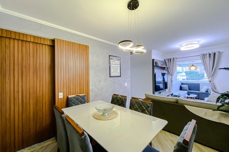 Apartamento à venda com 74m², 3 quartos e 1 vagaSala