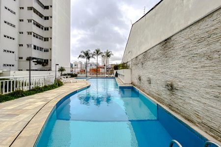 Apartamento à venda com 74m², 3 quartos e 1 vagaÁrea comum - Piscina