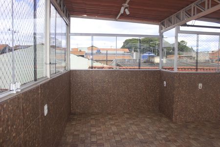 Casa para alugar com 237m², 3 quartos e 2 vagasTerraço 