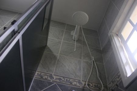 Casa para alugar com 237m², 3 quartos e 2 vagasBanheiro social 2