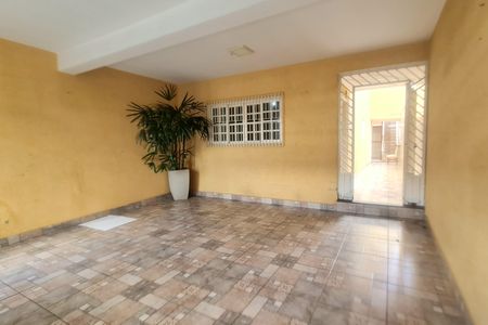 Casa para alugar com 237m², 3 quartos e 2 vagasGaragem 