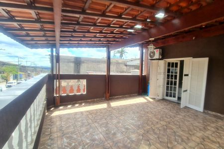 Casa para alugar com 237m², 3 quartos e 2 vagasVaranda da suíte 