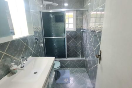 Casa para alugar com 237m², 3 quartos e 2 vagasBanheiro social 2