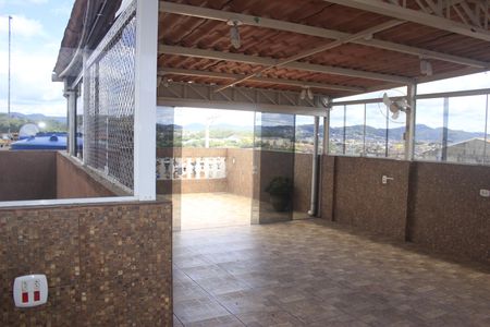 Casa para alugar com 237m², 3 quartos e 2 vagasTerraço 