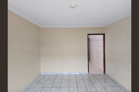 Casa para alugar com 95m², 3 quartos e 2 vagas Casa para alugar com 95m², 3 quartos e 2 vagasSala