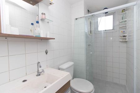 Banheiro de apartamento à venda com 2 quartos, 47m² em Parque Novo Mundo, São Paulo