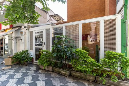 Apartamento para alugar com 66m², 2 quartos e sem vagaPortaria