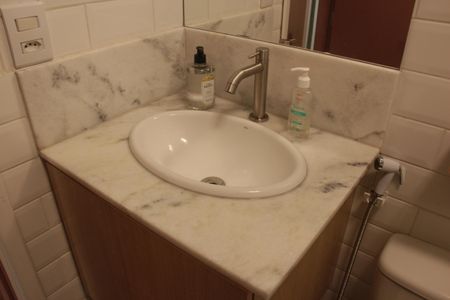 Apartamento para alugar com 42m², 1 quarto e sem vagaBanheiro