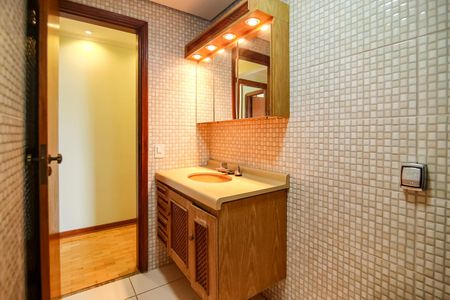 Apartamento para alugar com 155m², 3 quartos e 2 vagasBanheiro da Suíte 2