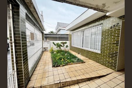 Casa à venda com 238m², 3 quartos e 2 vagasJardim