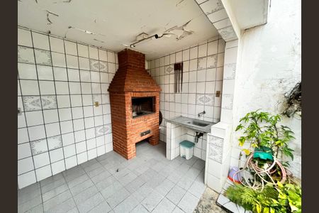 Casa à venda com 238m², 3 quartos e 2 vagasChurrasqueira