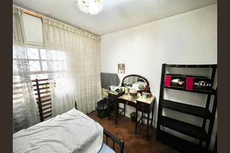 Casa à venda com 238m², 3 quartos e 2 vagasQuarto 2