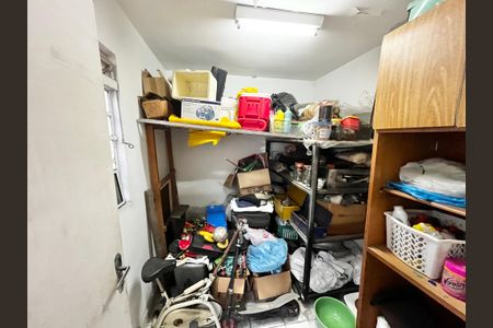 Casa à venda com 238m², 3 quartos e 2 vagasEdícula