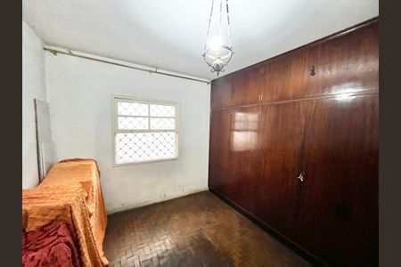 Casa à venda com 238m², 3 quartos e 2 vagasQuarto 3