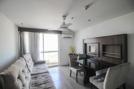 Sala de apartamento para alugar com 1 quarto, 80m² em Centro, Nova Iguaçu