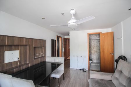 Sala de apartamento para alugar com 1 quarto, 80m² em Centro, Nova Iguaçu