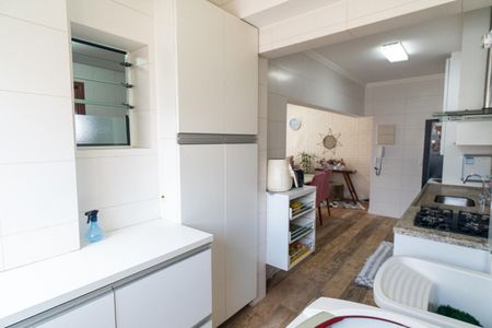 Apartamento à venda com 84m², 3 quartos e 2 vagasCozinha e Área de Serviço