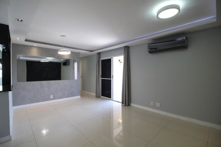 Apartamento à venda com 154m², 3 quartos e 2 vagasSala