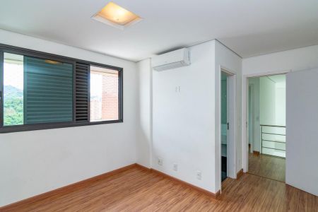 Apartamento para alugar com 104m², 2 quartos e 2 vagas Apartamento para alugar com 104m², 2 quartos e 2 vagasSuíte