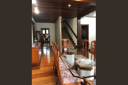 Casa à venda com 4 quartos, 563m² em Mangabeiras, Belo Horizonte