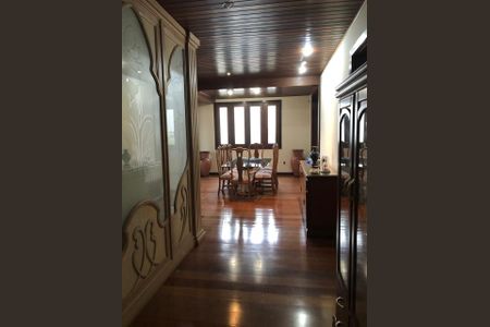 Casa à venda com 4 quartos, 563m² em Mangabeiras, Belo Horizonte