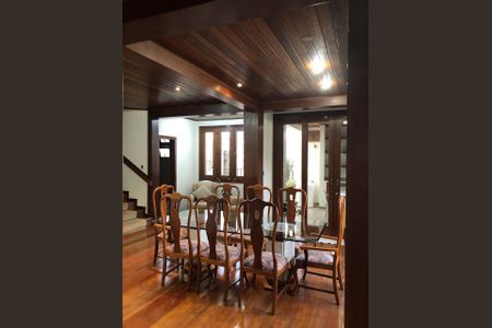 Casa à venda com 4 quartos, 563m² em Mangabeiras, Belo Horizonte