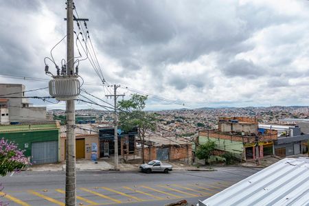 Casa à venda com 401m², 4 quartos e 4 vagasQuarto 4 Varanda