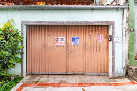 Casa à venda com 401m², 4 quartos e 4 vagasplaca instalada em 09/12/2025 com o código SMUA-121