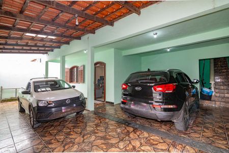 Casa à venda com 401m², 4 quartos e 4 vagasGaragem