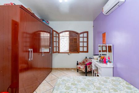 Casa à venda com 401m², 4 quartos e 4 vagasQuarto 2