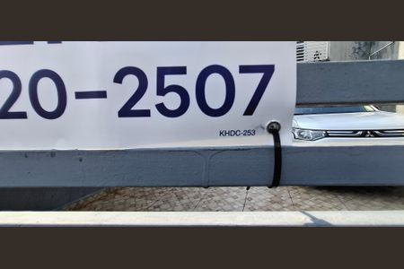 Casa à venda com 111m², 3 quartos e 3 vagasCód plaquinha