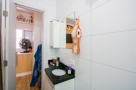 Casa à venda com 111m², 3 quartos e 3 vagasBanheiro do quarto 1