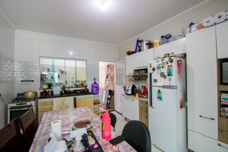 Casa à venda com 111m², 3 quartos e 3 vagasCozinha