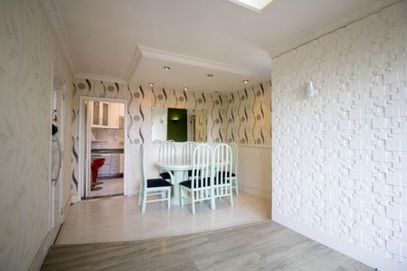 Sala de apartamento para alugar com 3 quartos, 68m² em Jardim Santa Efigenia, São Paulo