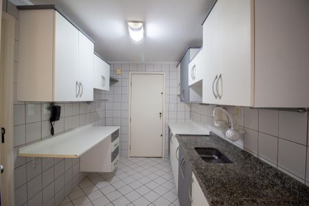 Apartamento para alugar com 112m², 3 quartos e 2 vagasCozinha