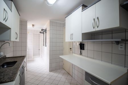 Apartamento para alugar com 112m², 3 quartos e 2 vagasCozinha