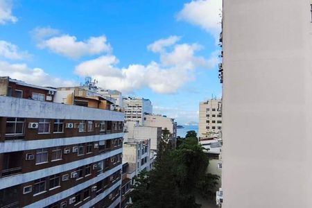 Apartamento à venda com 98m², 2 quartos e 1 vaga